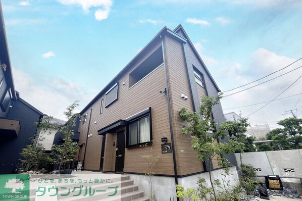 Y.A.FLAT Bの物件外観写真